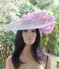 White/Pink/Large Hatinator