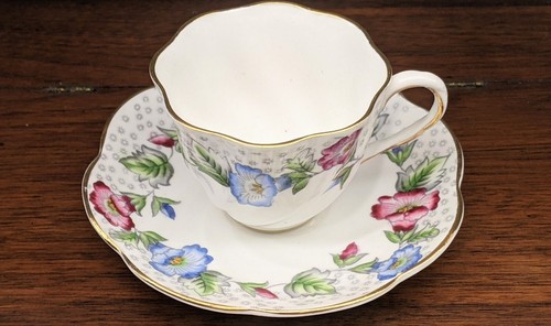 Salisbury bone china tea cup - ,