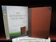 NIV 2011 Study Bible