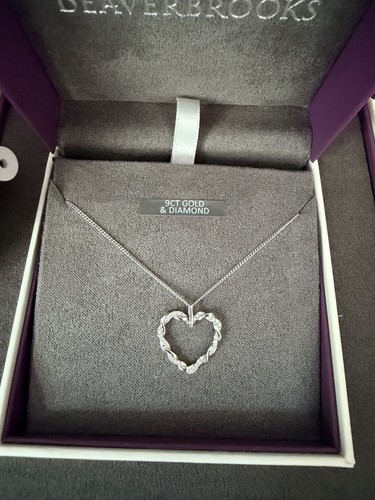Beaverbrooks entwine 9ct white - 9ct,