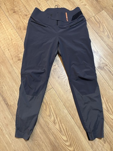Vgc decathlon rockrider am - **vgc**,