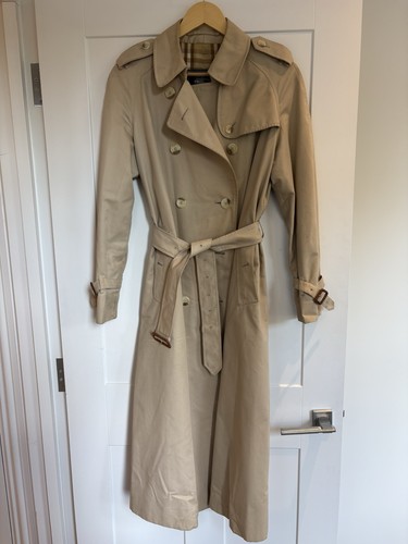 Burberrys vintage trench coat - burberrys,