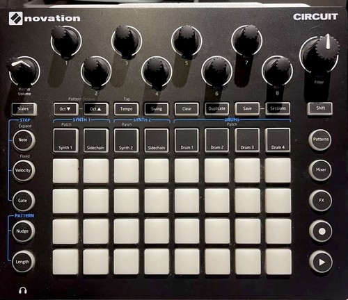 Novation circuit grid based - circuit, grid-based
