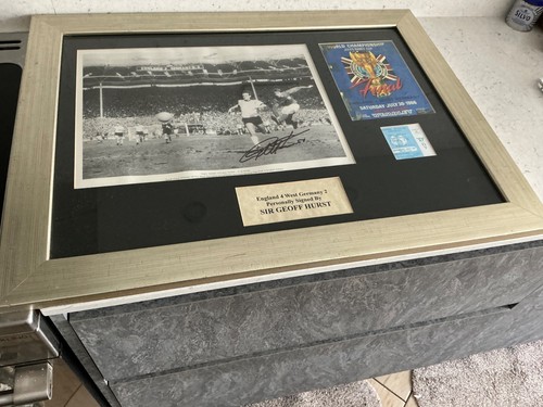 Geoff hurst world - hurst, final