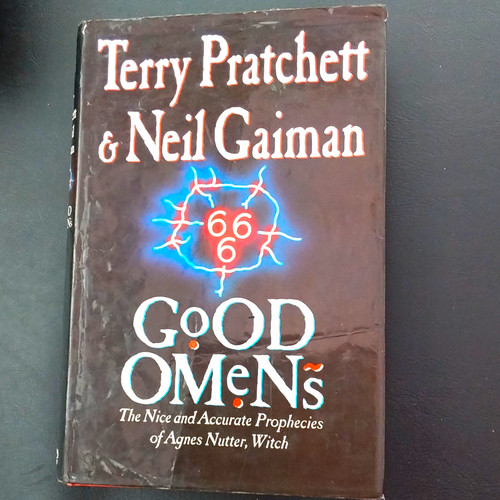 Terry pratchett neil gaiman - pratchett,