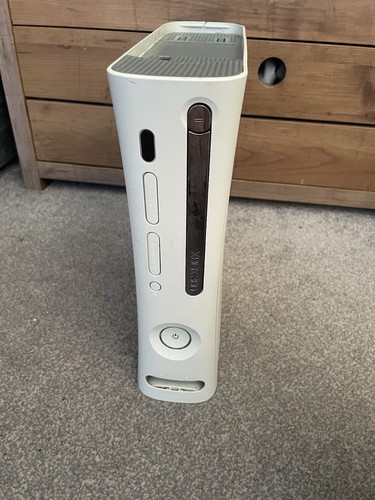 Microsoft xbox 360 faulty - xbox,