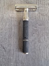 Gillette Super Adjustable 109 Black Beauty Vintage DE Safety Razor