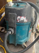 Makita 110V Industrial Vacuum