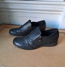 UK Size 7 Relife Pavers