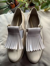 Brand New Clarks Cream Patent Leather Somerby Shoes Wide Fit Size 5.5E