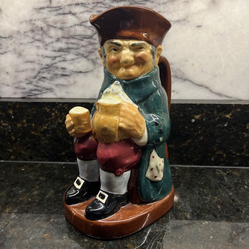 Royal doulton character - 8, 1/2"