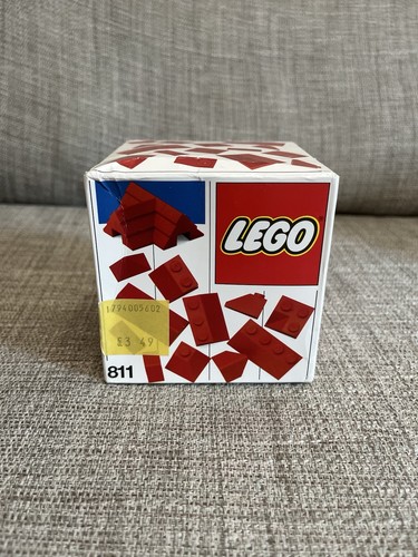 Vintage lego red roof - red, bricks