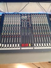 Soundcraft LX7 II 16-Channel Mixing Desk