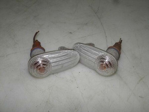 Clear side indicator lights - side,