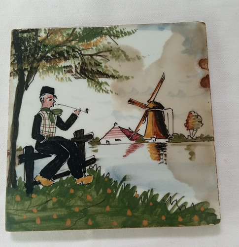 Vintage delft hand - hand, painted