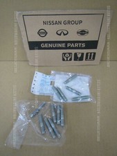 NISSAN ELGRAND E50 E51 STUD