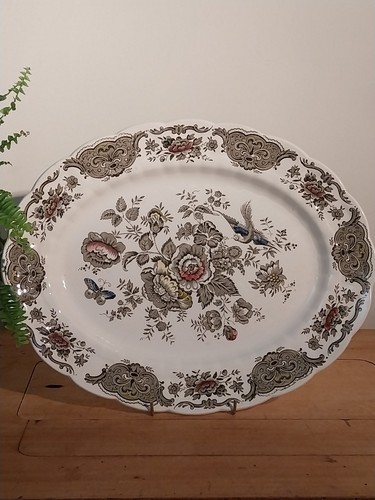 Large vintage ridgeway - large,