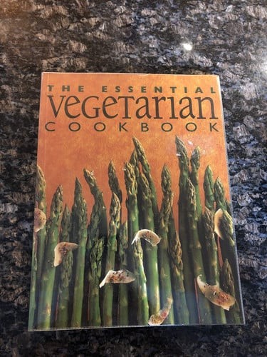 The essential vegetarian - essential,