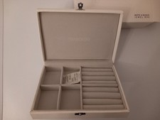 Aura By Swarovski White Jewel