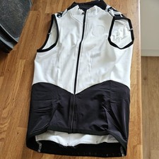 Assos Falkenzahn iG. vest / gilet small. Was £210