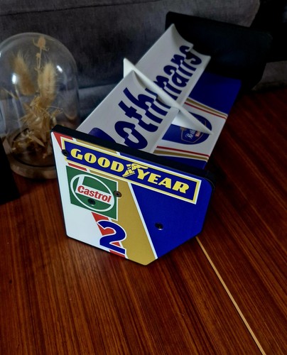 Formula key holder - formula, f1