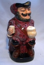 ROYAL DOULTON LARGE 8.1/2"