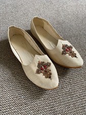 Handmade Indian Mojari