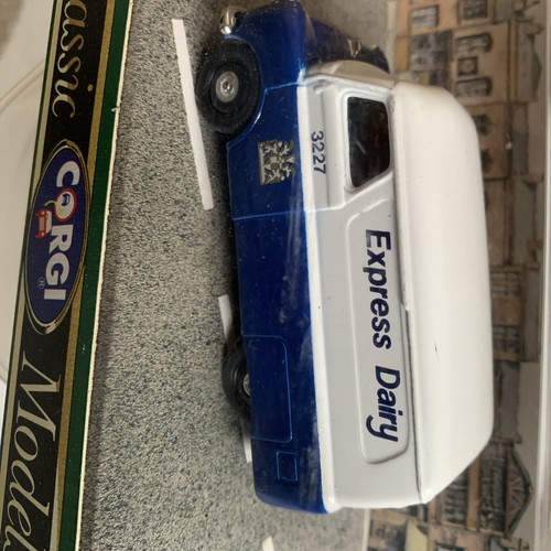 Corgi classics bedford - classics, ca