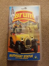 Brum Runaway Statue and other