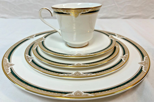 Royal doulton forsyth five - doulton, 5