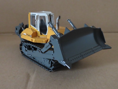 Conrad scale diecast - scale,