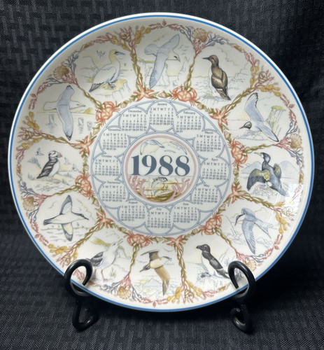 Wedgwood calendar plate 1988 - plate,