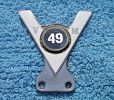 VINTAGE 1960s COMPANY OF VETERAN MOTORISTS CAR BADGE ~49YR ENAMEL SCOOTER EMBLEM