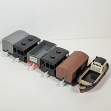 6 x Thomas The Tank Engine &