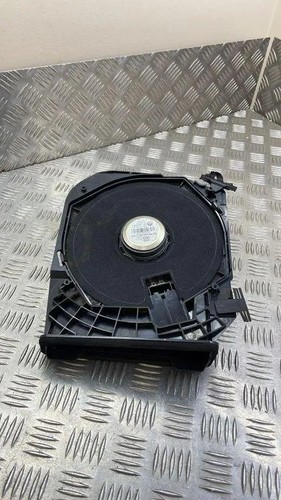 Bmw coupe f22 f87 - coupe, subwoofer