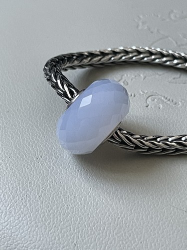 Trollbeads faceted chalcedony - trollbeads,