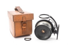 MALLOCH'S PATENT 4" SIDE CAST REEL + BLOCK LEATHER  CASE