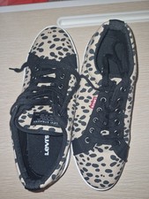 Womans Levis Leopard Print