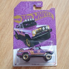 Hot Wheels Pearl & Chrome 57th