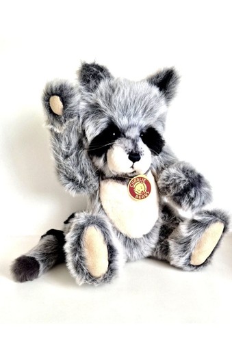 Charlie bears reggie raccoon - reggie,