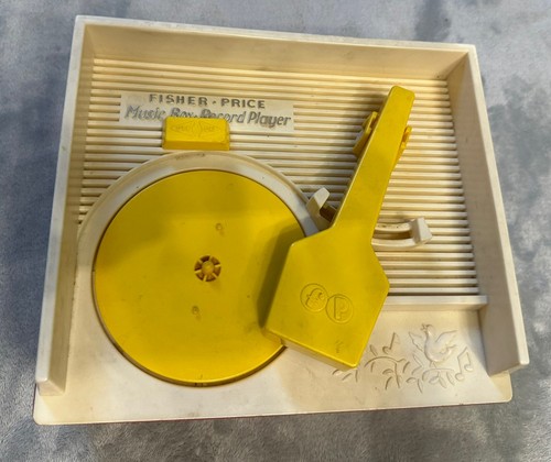 Vtg wind up - 70’s, fisher