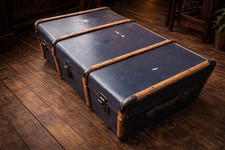 Large vintage steamer trunk - large,