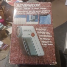 Remington Fuzz-Away Clothes Shaver RCS-1 Vintage 1980’s Battery Operated Boxed