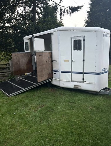 Equi trek horse trailer - trek,