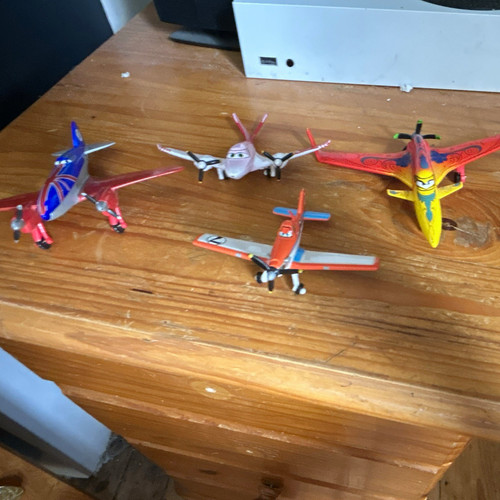 Disney planes lot plastic - planes,