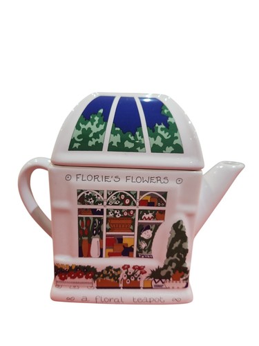 Vintage wade teapot - wade, florie’s
