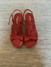 Pons Quintana Red Leather