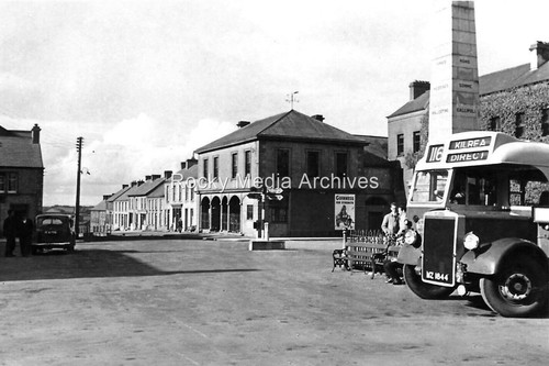 Xcv street view with - view, bus