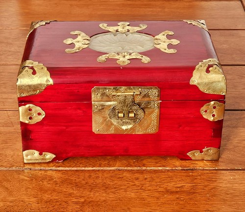 Vtg chinese red lacquer - vtg,