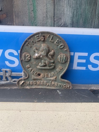 Ransomes lion lawn - lion,